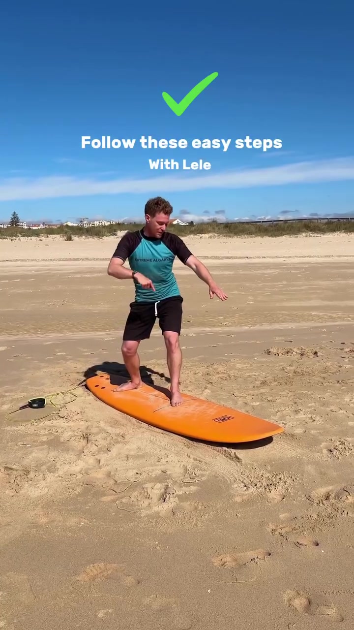 Let’s fix your surf pop up 👇1. Hands under lower ribs – Place your hands flat on the board (don’t grab the rails). This gives you a strong base to push up from and keeps your pop-