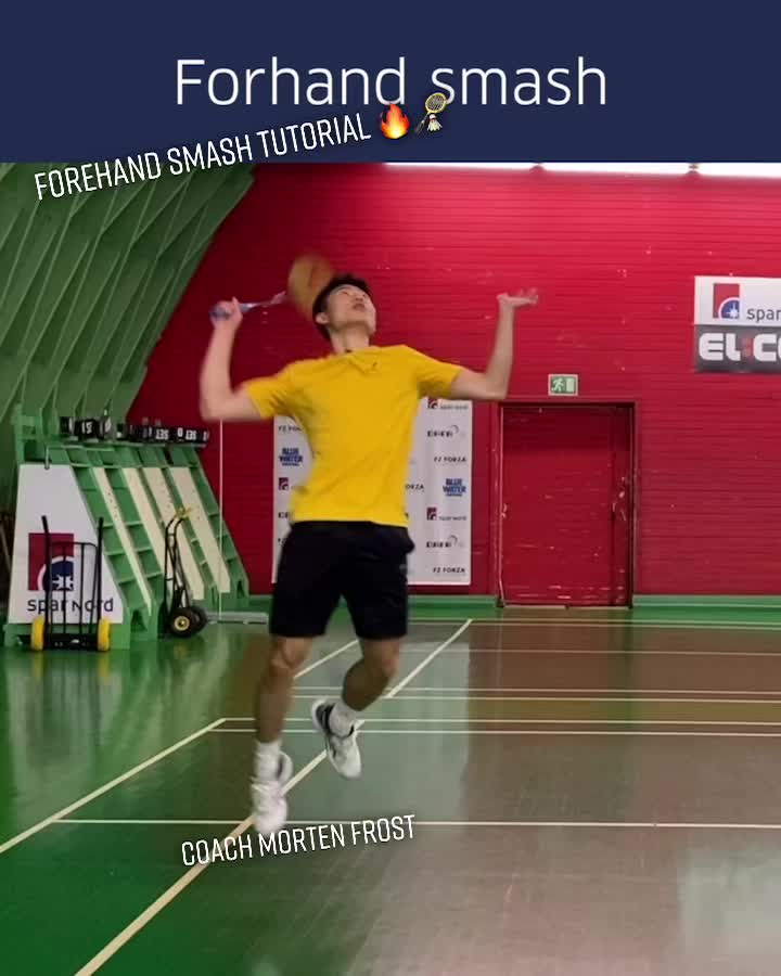 The technique of the forehand smash. Full video on YouTube!🔥🏸 #basicfeather #badminton #badmintonvideos #badmintonskills #badmintontraining #foryou